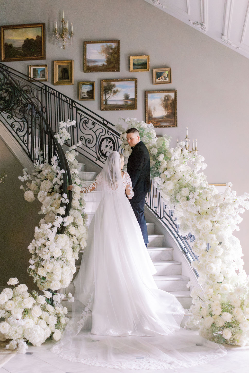 Park Chateau Wedding Staircase Portraits